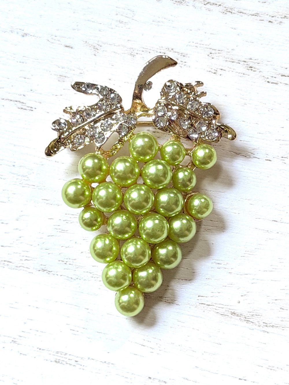 Green Grapes with Rhinestone Leaves Brooch